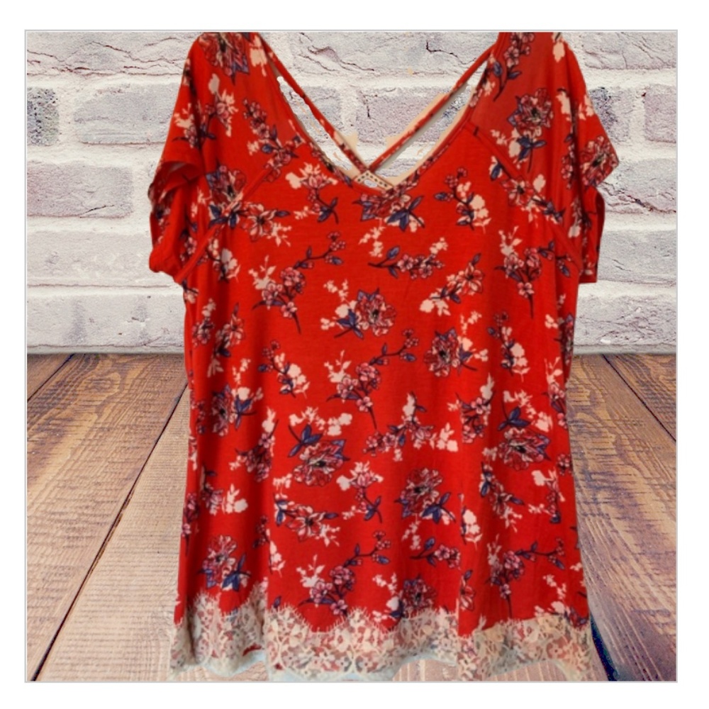 Rewind Red White and Blue Floral top